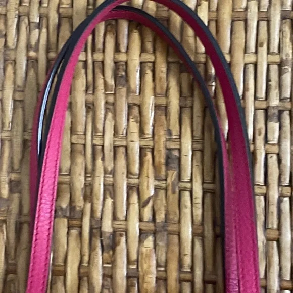 Gucci Tote - Picture 4 of 12